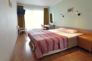 Отель Baltic Hotel Promenaadi Хаапсалу Стандартный двухместный номер с 1 кроватью или 2 отдельными кроватями-2